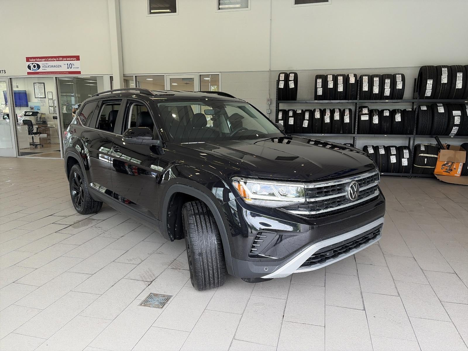 2022 Volkswagen Atlas 2.0T SE w/Technology 4MOTION