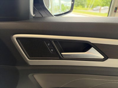 2022 Volkswagen Atlas 2.0T SE w/Technology 4MOTION