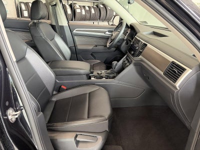 2022 Volkswagen Atlas 2.0T SE w/Technology 4MOTION