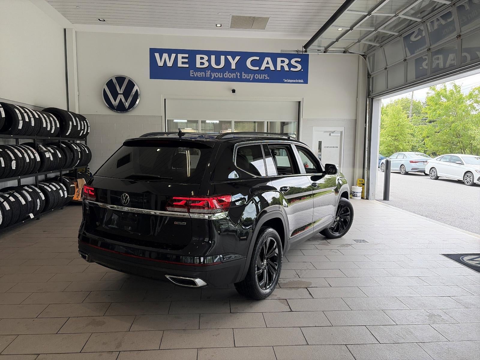 2022 Volkswagen Atlas 2.0T SE w/Technology 4MOTION