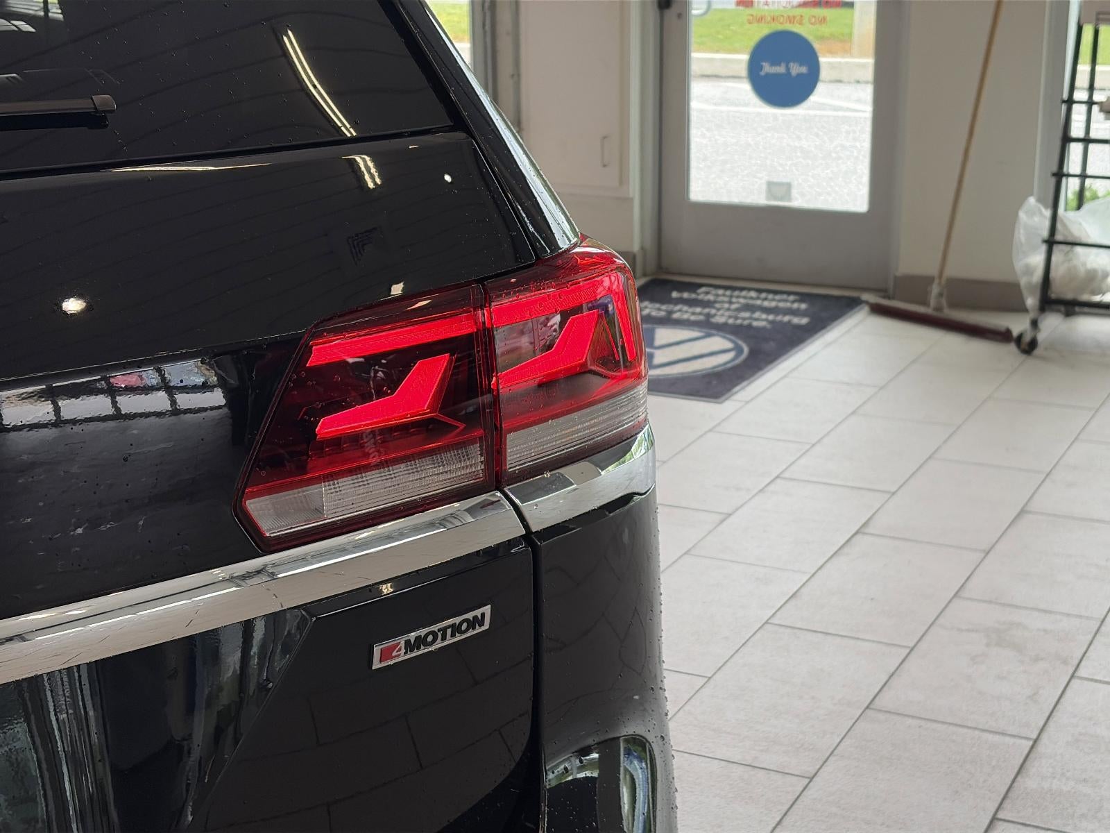 2022 Volkswagen Atlas 2.0T SE w/Technology 4MOTION