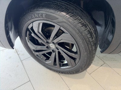 2022 Volkswagen Atlas 2.0T SE w/Technology 4MOTION