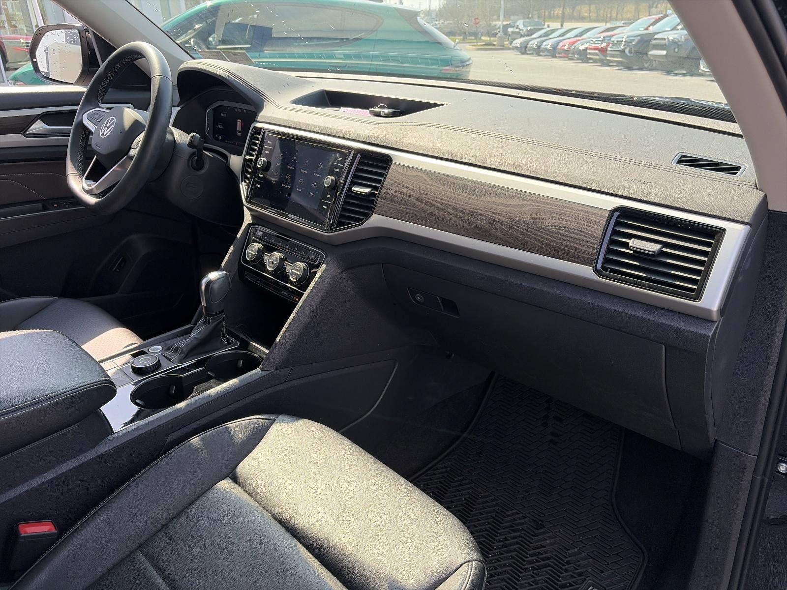 2023 Volkswagen Atlas 3.6L V6 SE w/Technology 4MOTION