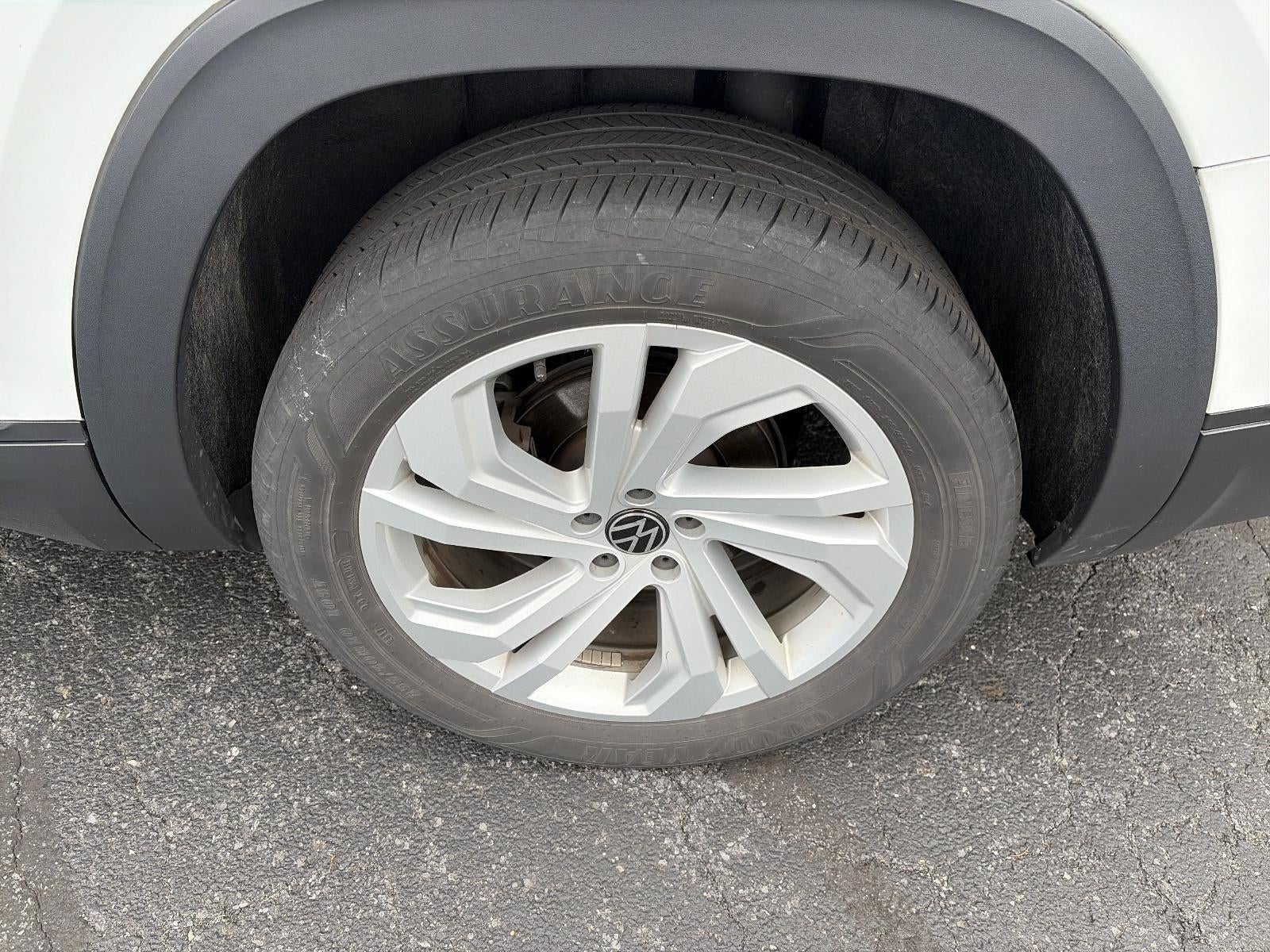 2023 Volkswagen Atlas 3.6L V6 SE w/Technology 4MOTION
