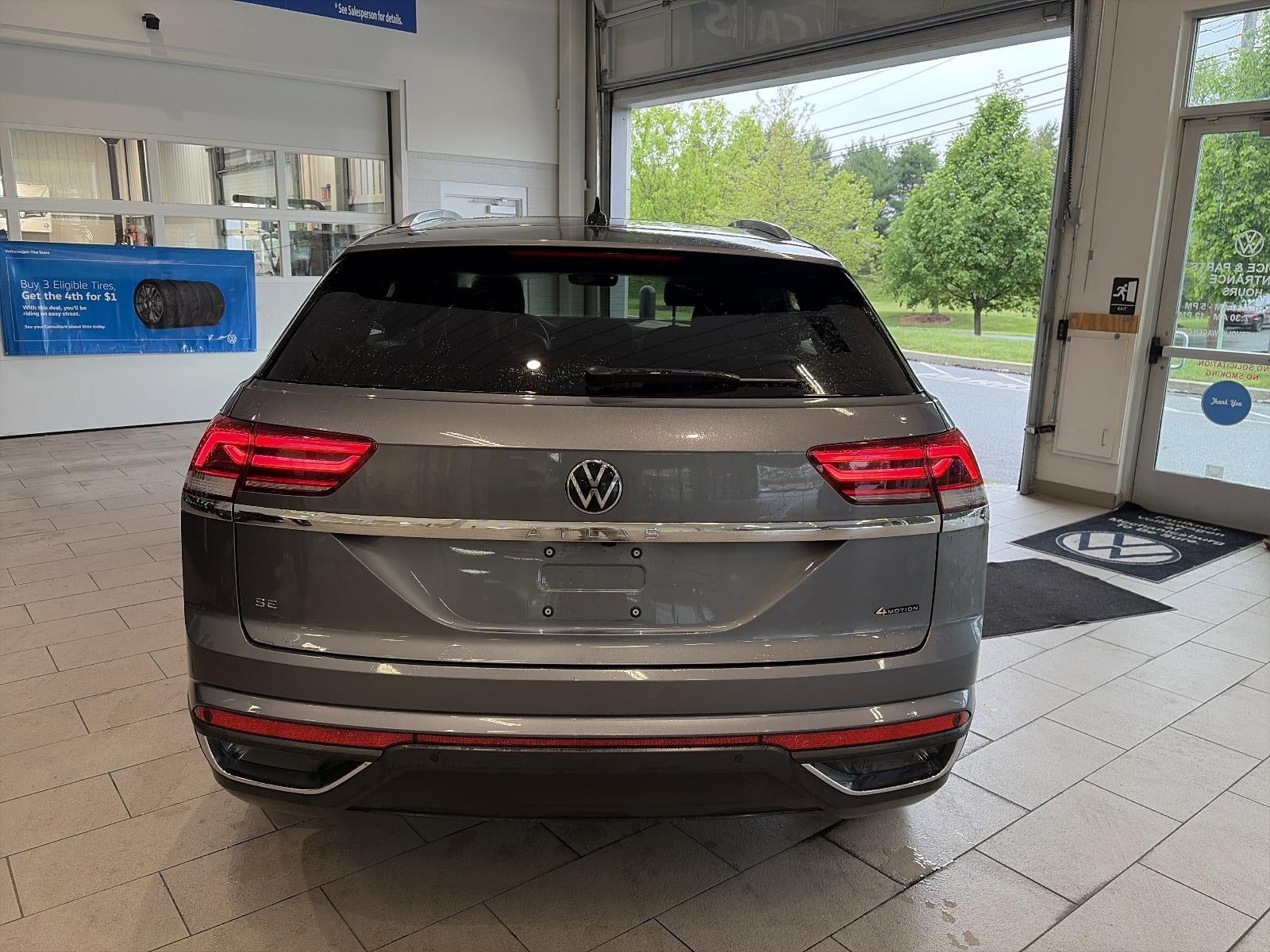 2023 Volkswagen Atlas Cross Sport 2.0T SE w/Technology 4MOTION