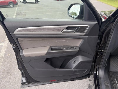 2023 Volkswagen Atlas Cross Sport 2.0T SE w/Technology 4MOTION