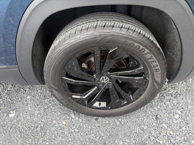 2023 Volkswagen Atlas 2.0T SE w/Technology 4MOTION