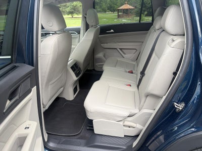 2023 Volkswagen Atlas 2.0T SE w/Technology 4MOTION