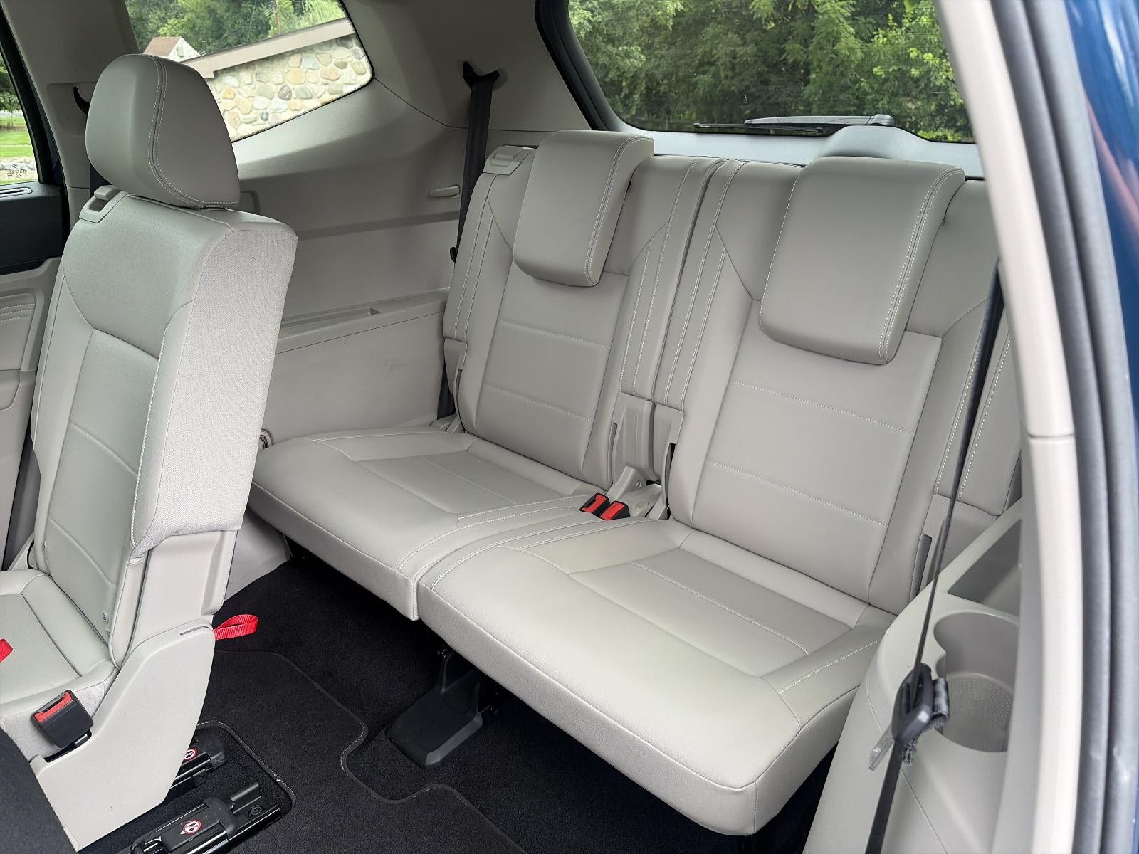 2023 Volkswagen Atlas 2.0T SE w/Technology 4MOTION