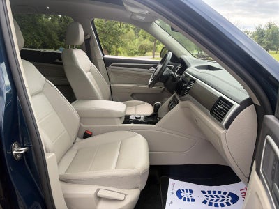 2023 Volkswagen Atlas 2.0T SE w/Technology 4MOTION