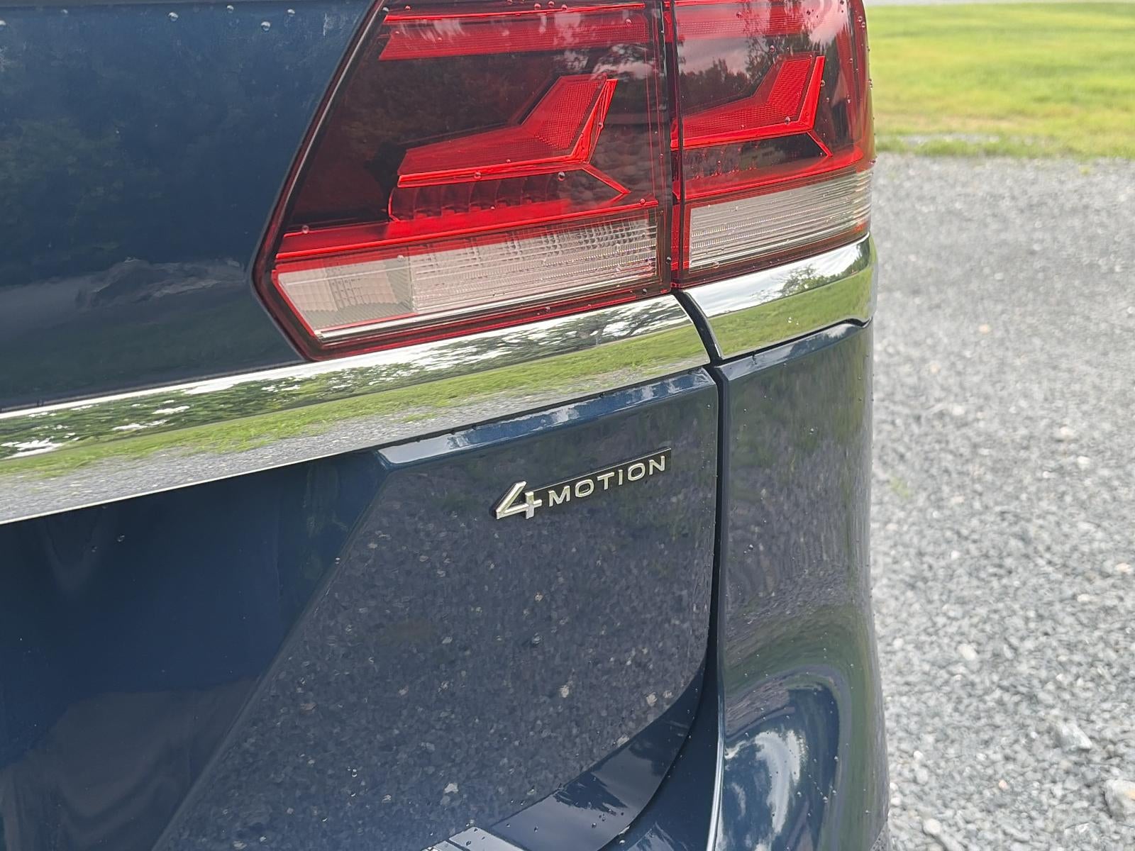 2023 Volkswagen Atlas 2.0T SE w/Technology 4MOTION