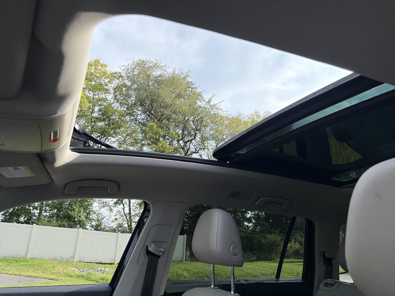 2022 Volkswagen Atlas 3.6L V6 SE w/Technology 4MOTION