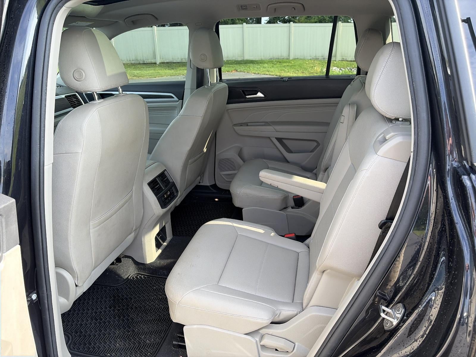 2022 Volkswagen Atlas 3.6L V6 SE w/Technology 4MOTION