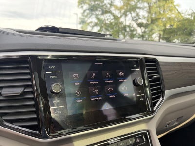 2022 Volkswagen Atlas 3.6L V6 SE w/Technology 4MOTION