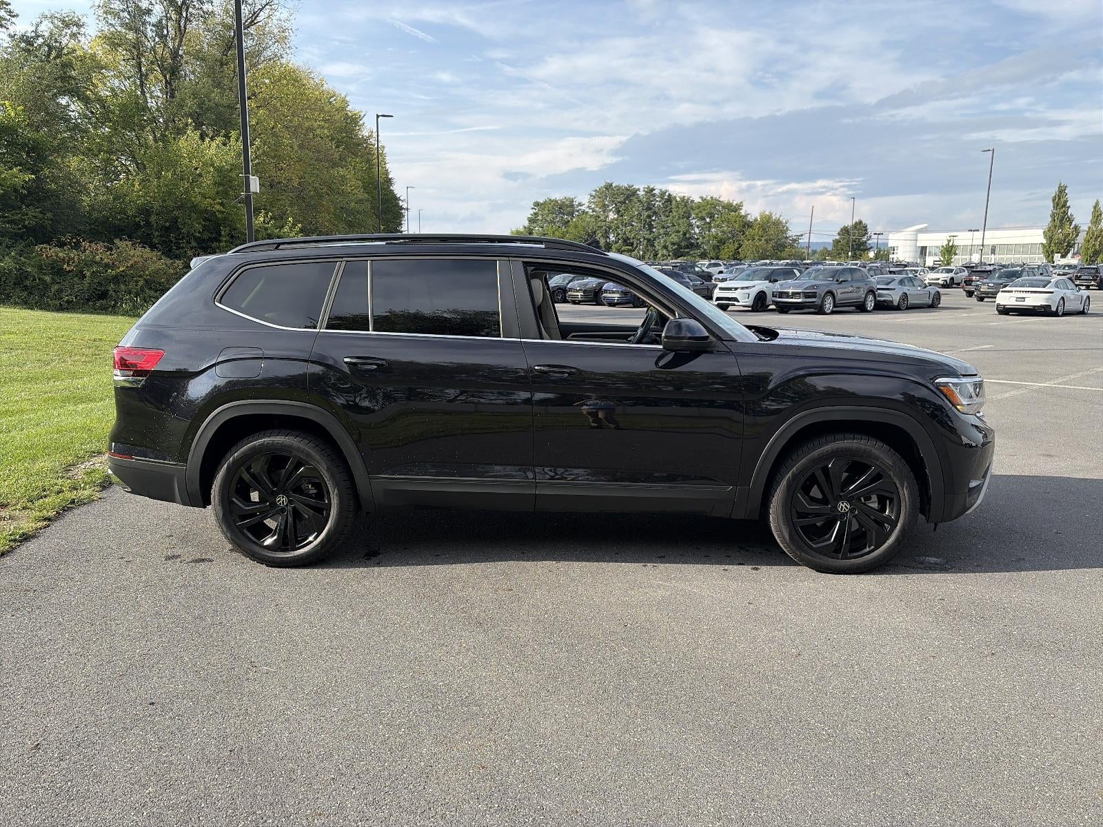 2022 Volkswagen Atlas 3.6L V6 SE w/Technology 4MOTION