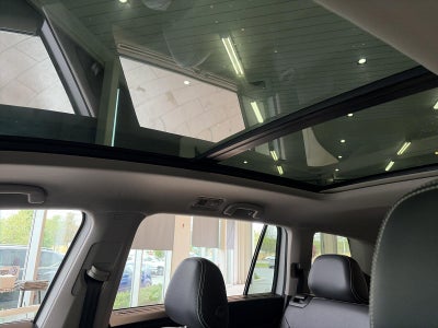 2023 Volkswagen Atlas 3.6L V6 SE w/Technology 4MOTION