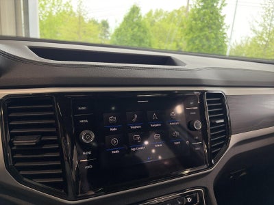 2023 Volkswagen Atlas 3.6L V6 SE w/Technology 4MOTION