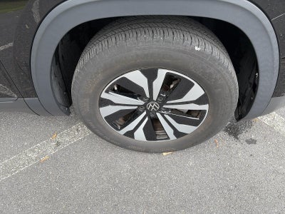 2024 Volkswagen Atlas Cross Sport 2.0T SE 4MOTION