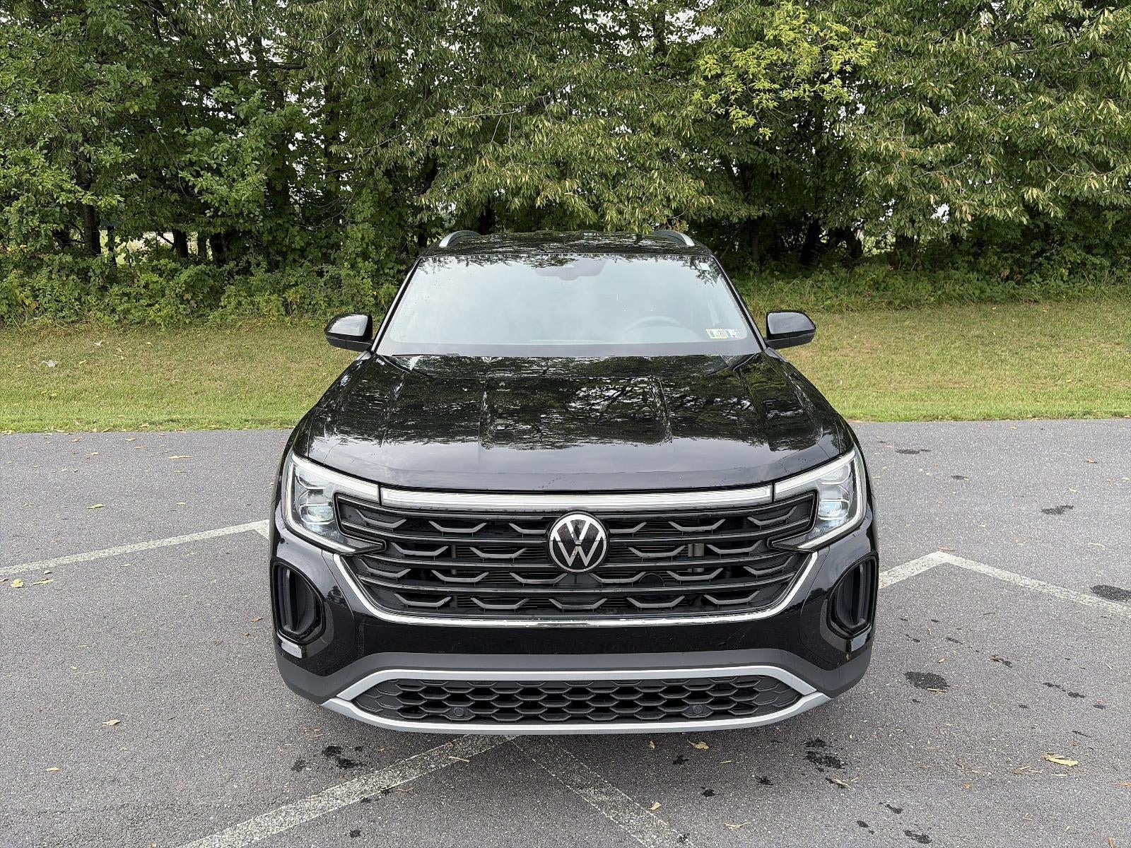 2024 Volkswagen Atlas Cross Sport 2.0T SE 4MOTION