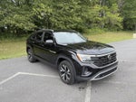 2024 Volkswagen Atlas Cross Sport 2.0T SE 4MOTION