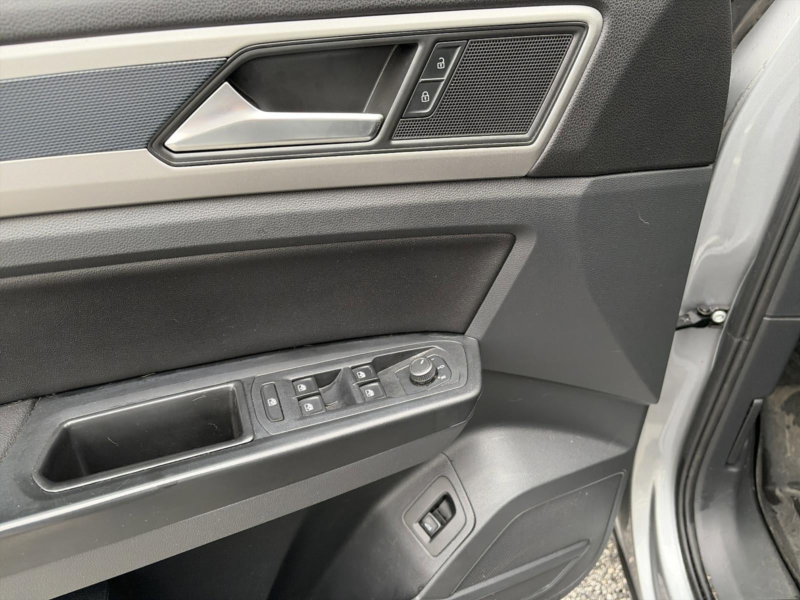 2021 Volkswagen Atlas 3.6L V6 SE w/Technology R-Line 4MOTION *Ltd Avail*