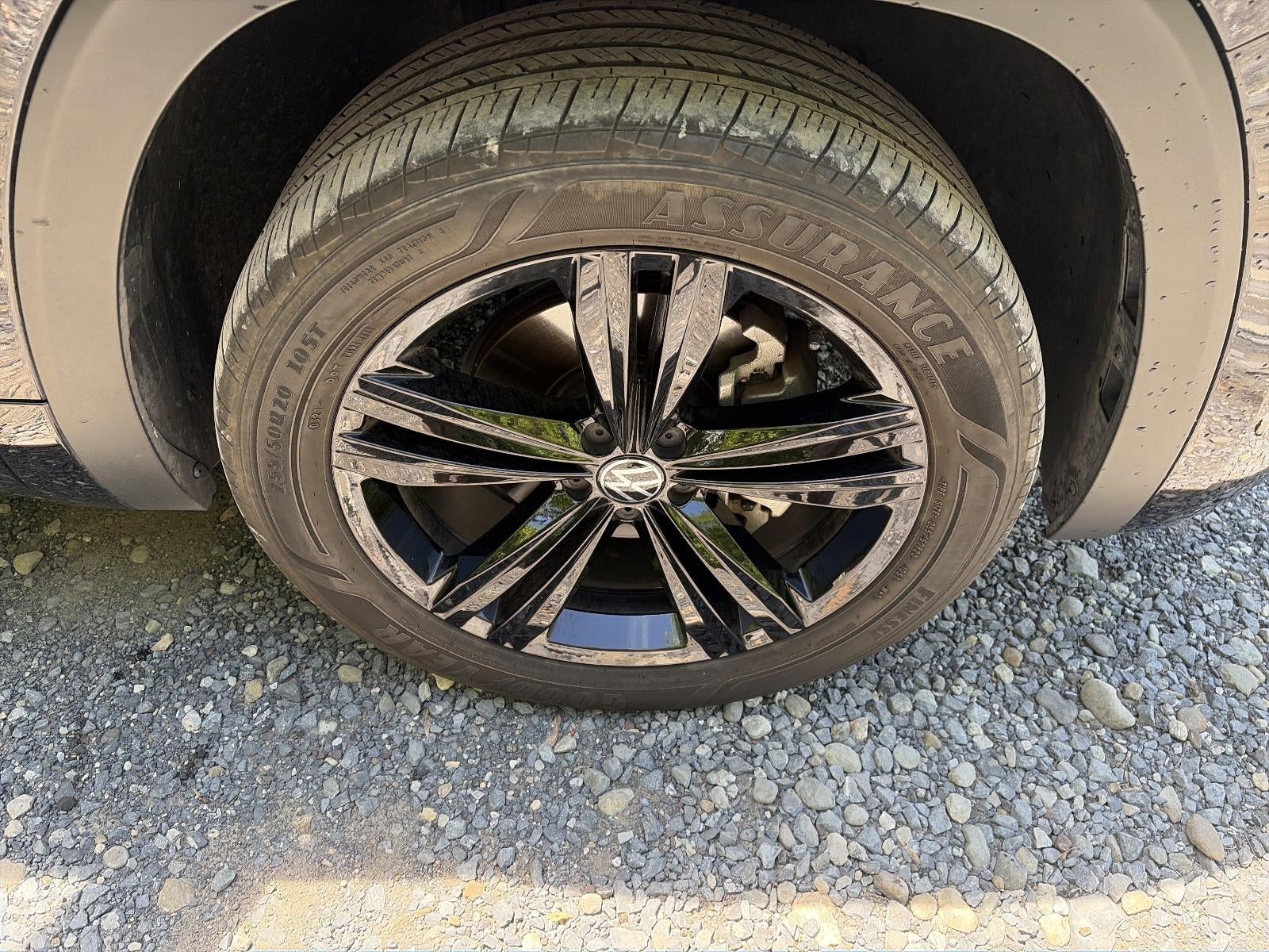 2023 Volkswagen Atlas Cross Sport 3.6L V6 SEL R-Line Black 4MOTION