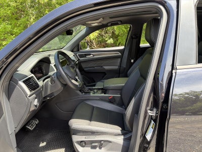 2023 Volkswagen Atlas Cross Sport 3.6L V6 SEL R-Line Black 4MOTION