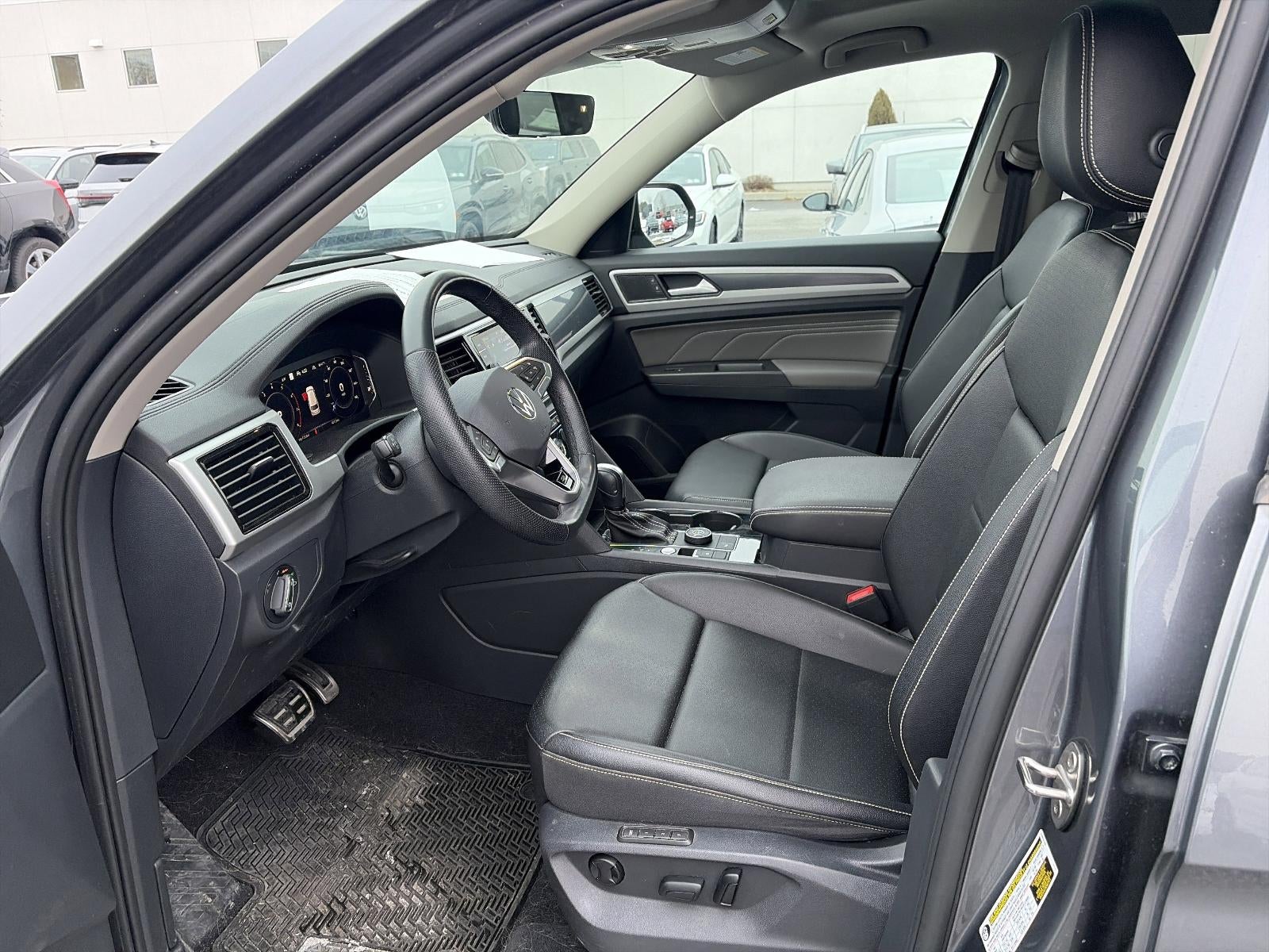 2023 Volkswagen Atlas 3.6L V6 SEL R-Line Black 4MOTION