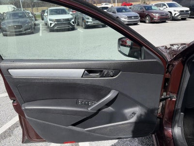 2013 Volkswagen Passat 4dr Sdn 2.5L Manual SE PZEV