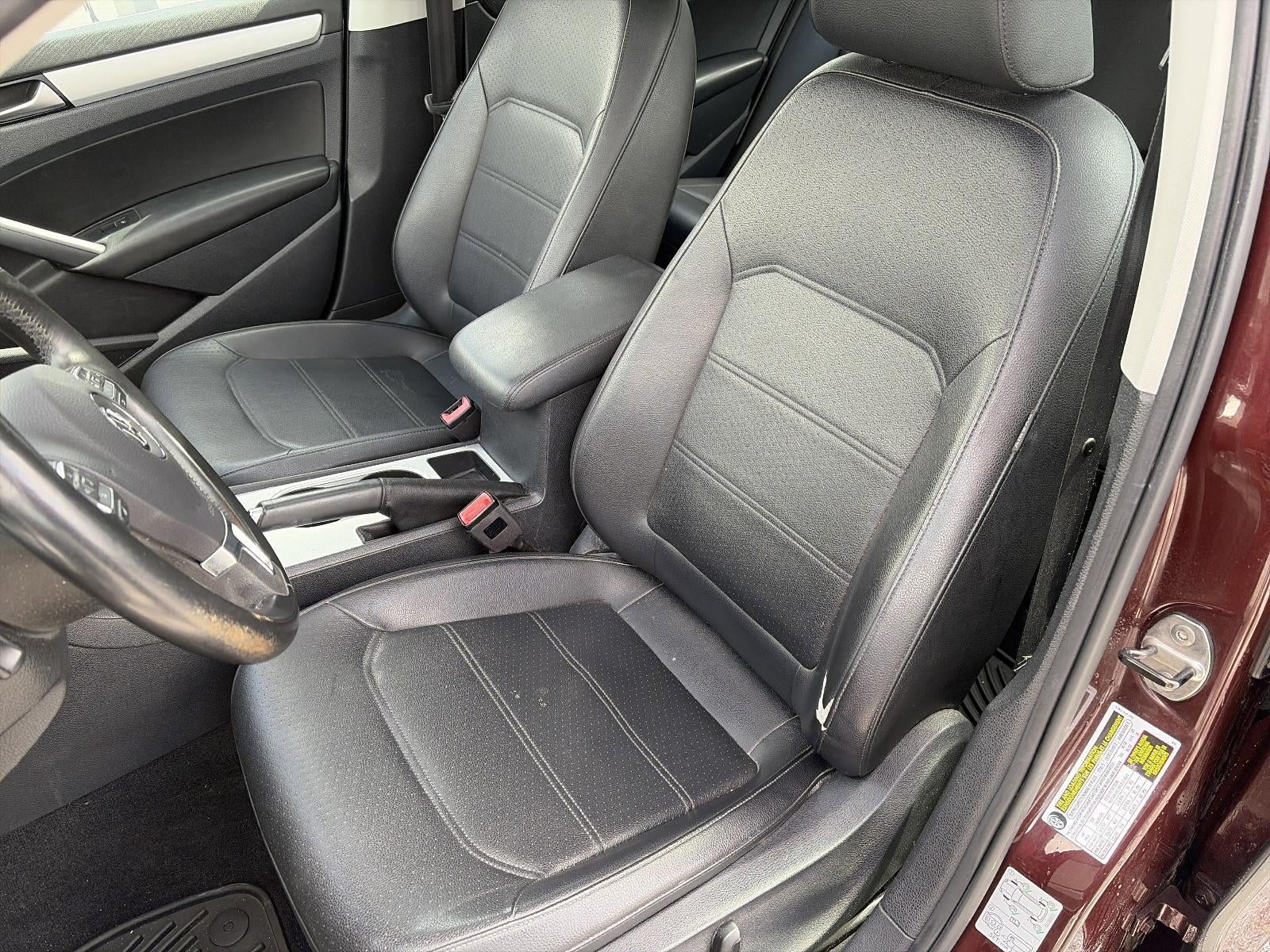 2013 Volkswagen Passat 4dr Sdn 2.5L Manual SE PZEV