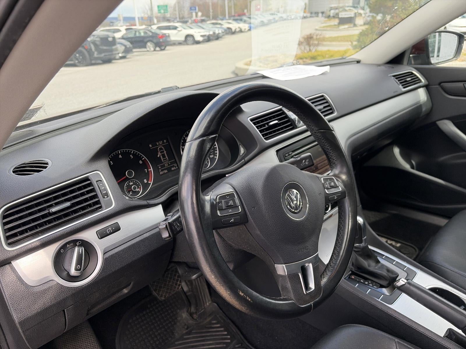 2013 Volkswagen Passat 4dr Sdn 2.5L Manual SE PZEV