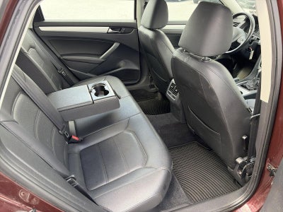 2013 Volkswagen Passat 4dr Sdn 2.5L Manual SE PZEV