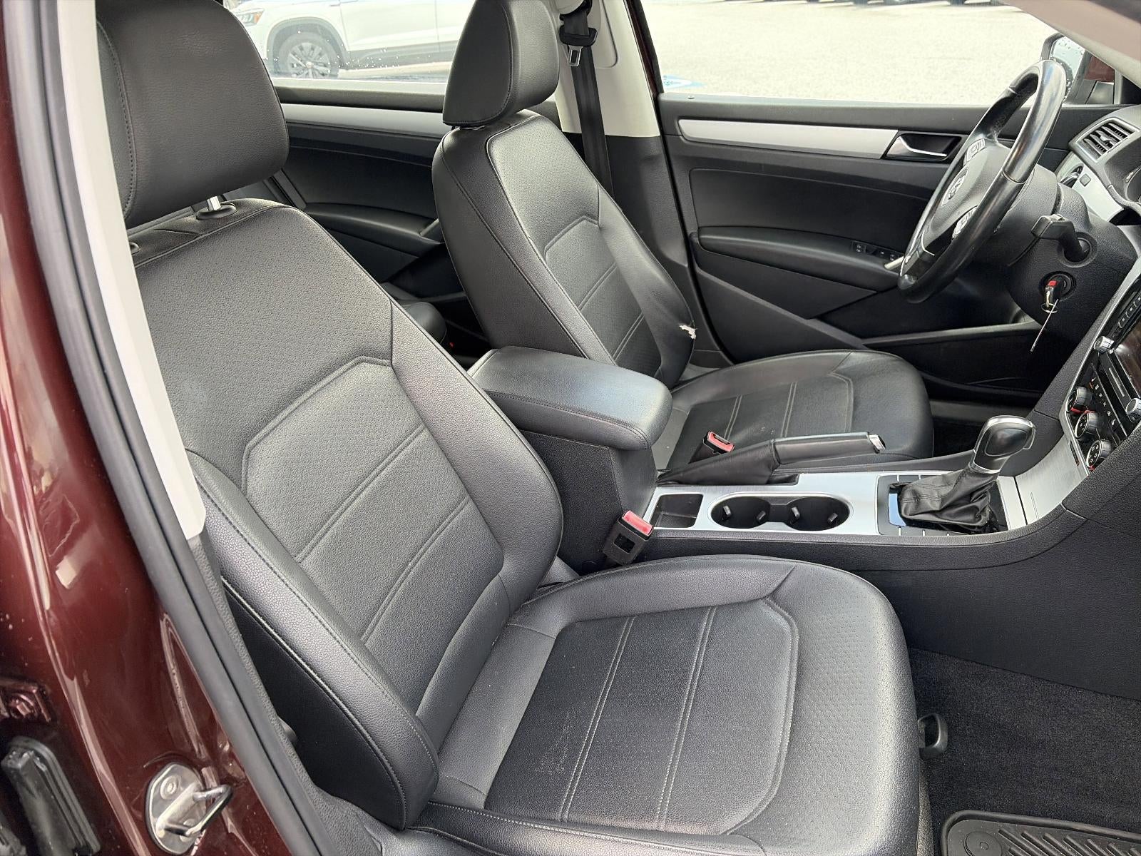 2013 Volkswagen Passat 4dr Sdn 2.5L Manual SE PZEV