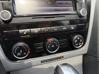 2013 Volkswagen Passat 4dr Sdn 2.5L Manual SE PZEV