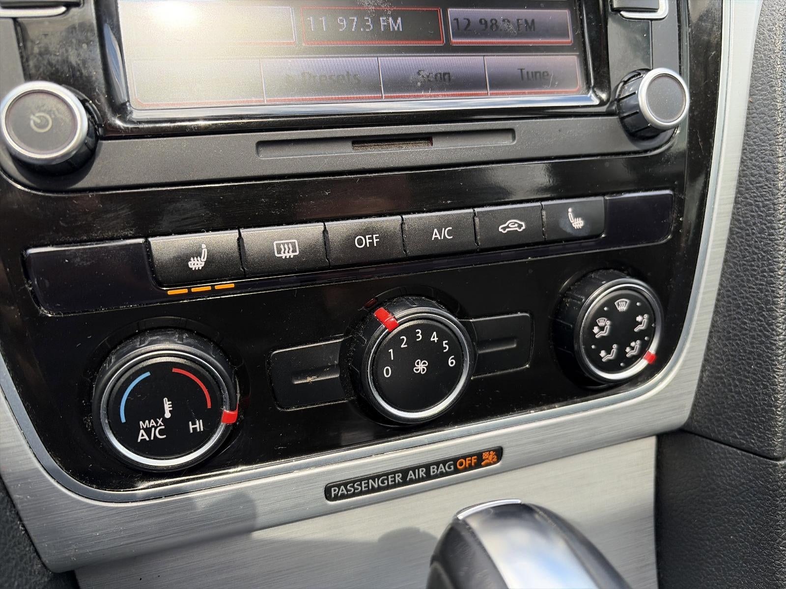 2013 Volkswagen Passat 4dr Sdn 2.5L Manual SE PZEV