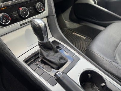 2013 Volkswagen Passat 4dr Sdn 2.5L Manual SE PZEV