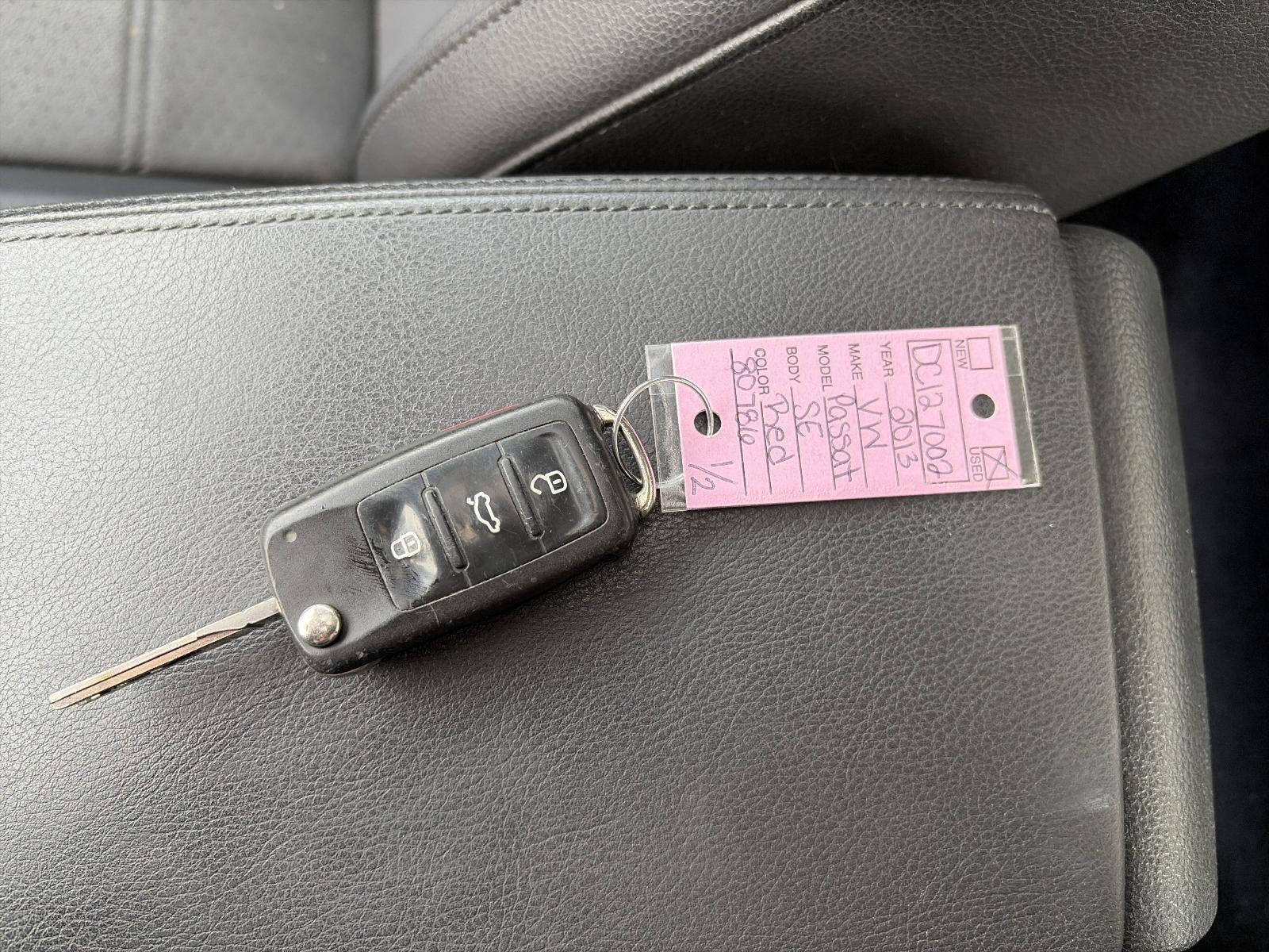 2013 Volkswagen Passat 4dr Sdn 2.5L Manual SE PZEV