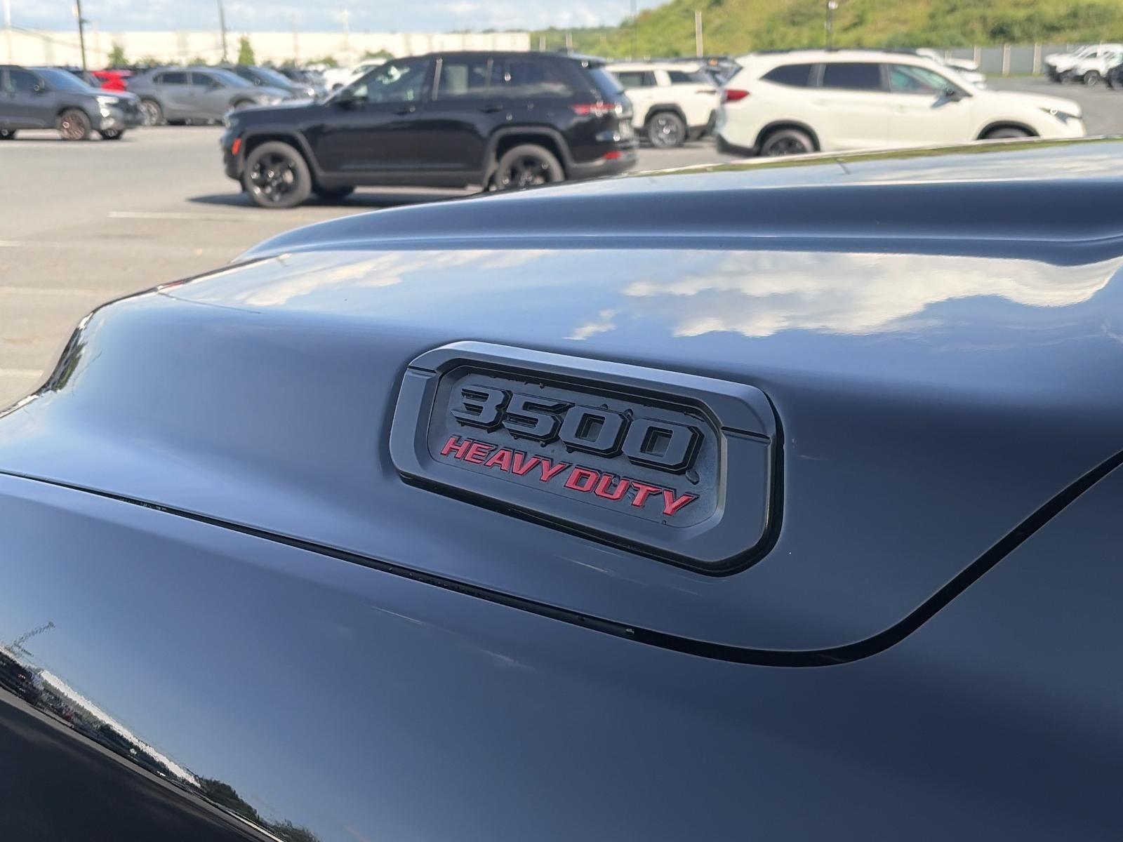2019 RAM 3500 Big Horn 4x4 Crew Cab 6'4" Box