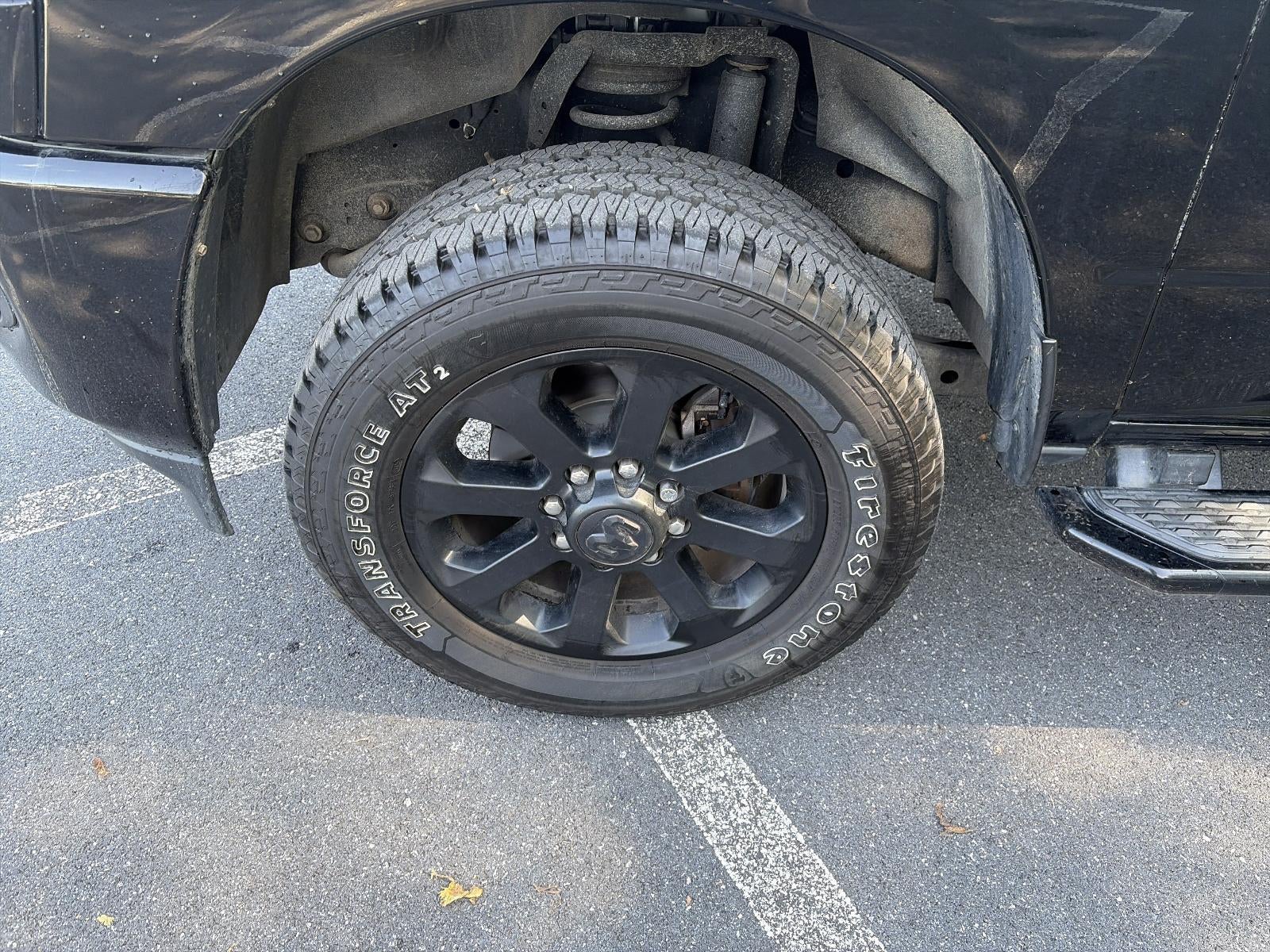 2019 RAM 3500 Big Horn 4x4 Crew Cab 6'4" Box