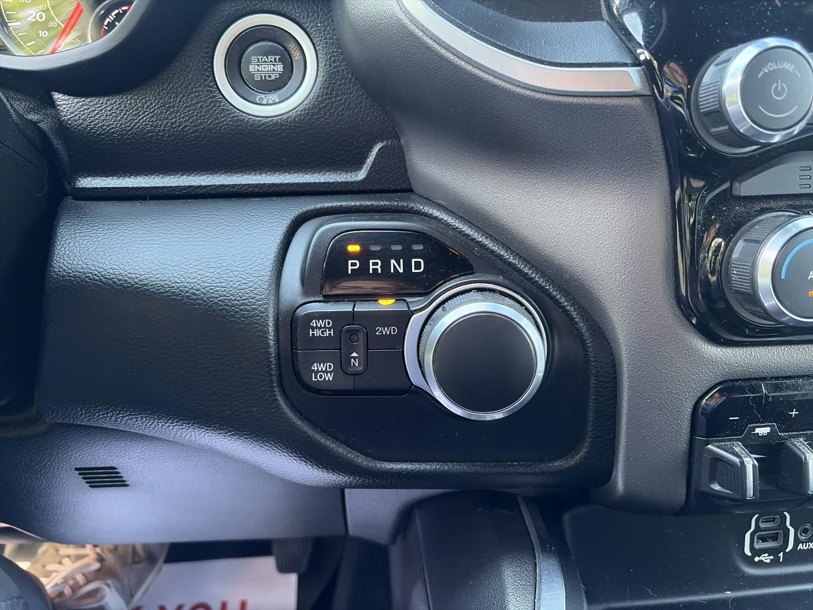 2019 RAM 3500 Big Horn 4x4 Crew Cab 6'4" Box
