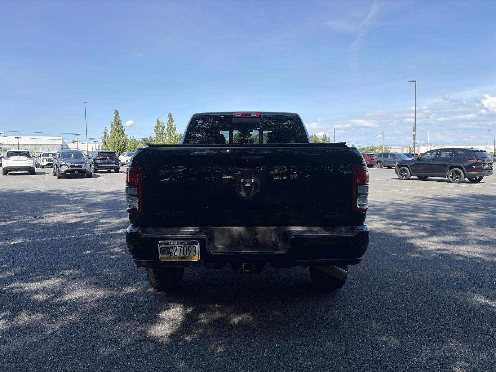 2019 RAM 3500 Big Horn 4x4 Crew Cab 6'4" Box