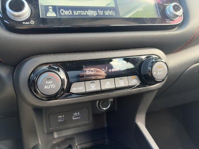 2023 Nissan Kicks SR FWD