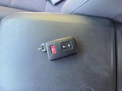 2017 Toyota Tacoma TRD Sport Double Cab 5' Bed V6 4x4 AT (Natl)