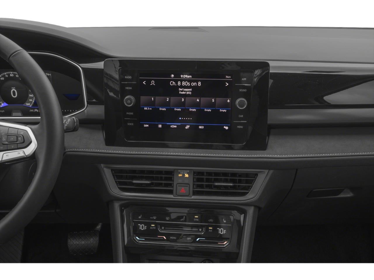 2025 Volkswagen Taos SE Black 4MOTION