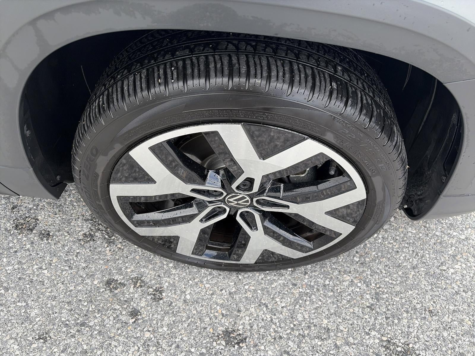 2023 Volkswagen Taos SEL 4MOTION *Ltd Avail*
