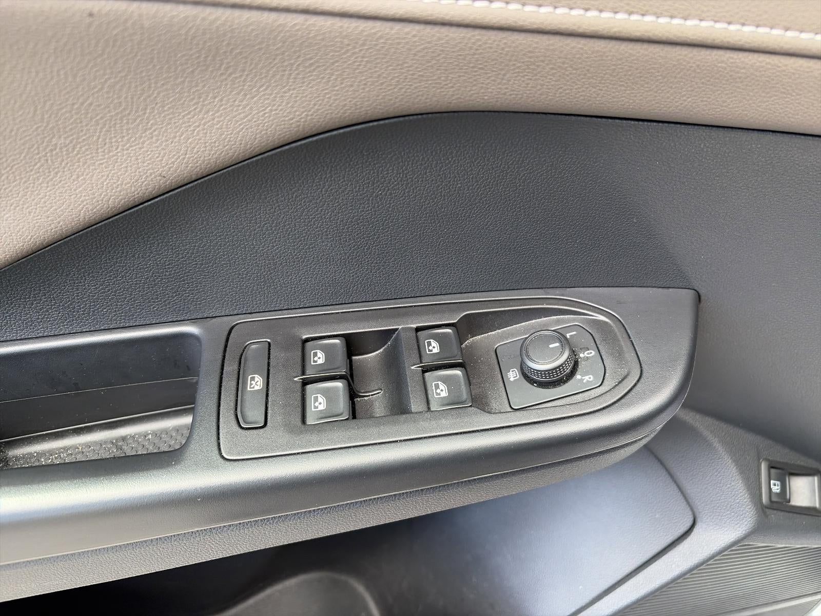 2023 Volkswagen Taos SEL 4MOTION *Ltd Avail*