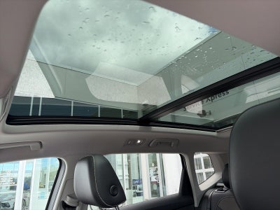 2023 Volkswagen Taos SEL 4MOTION *Ltd Avail*