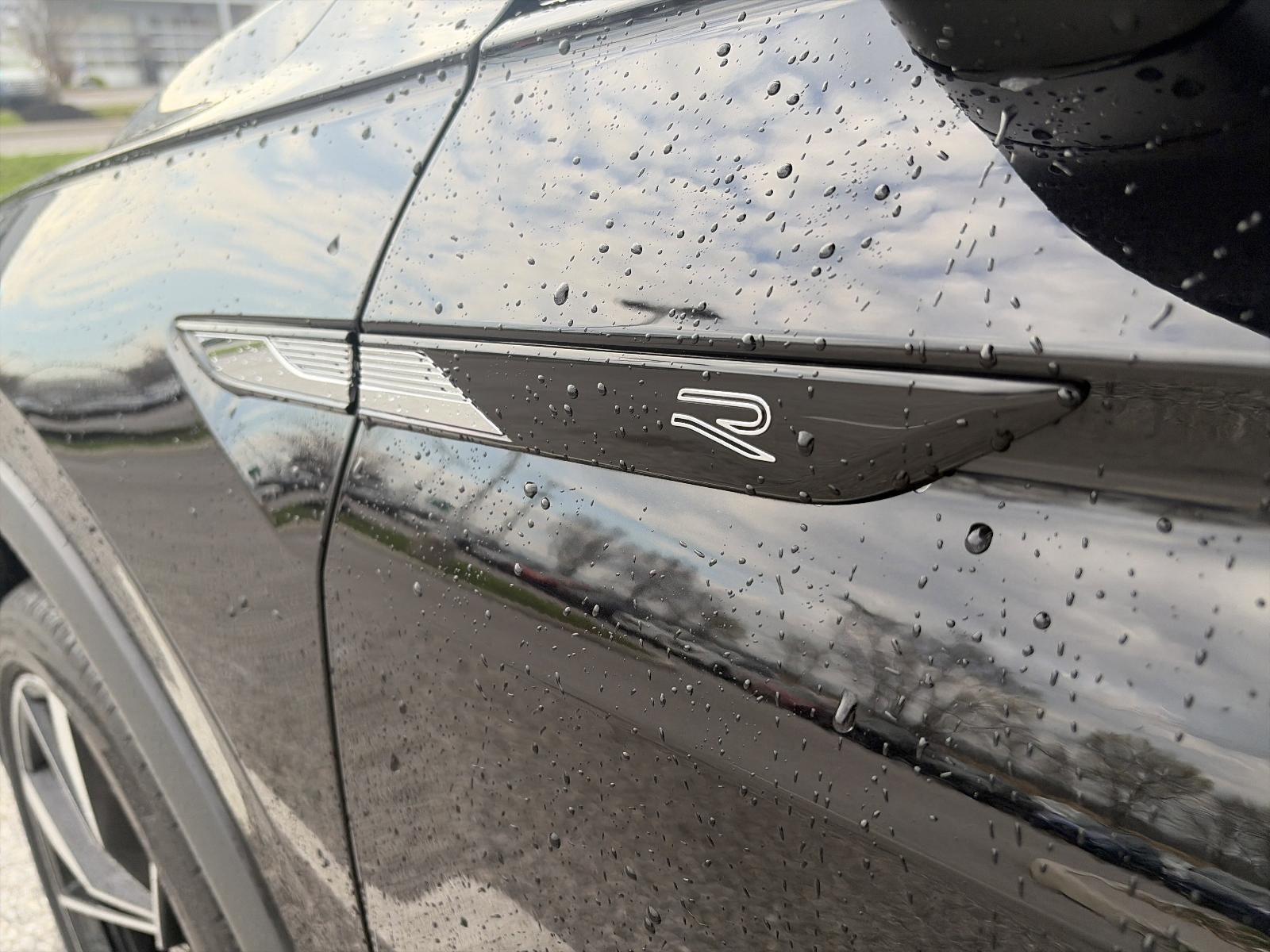 2024 Volkswagen Tiguan 2.0T SEL R-Line 4MOTION