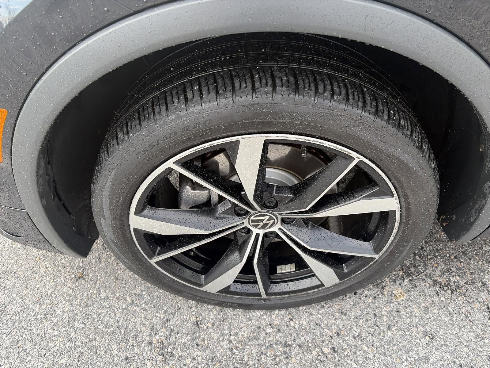 2024 Volkswagen Tiguan 2.0T SEL R-Line 4MOTION