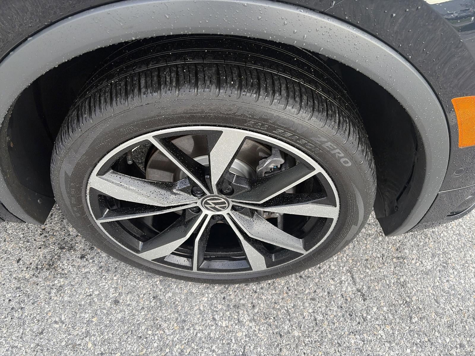 2024 Volkswagen Tiguan 2.0T SEL R-Line 4MOTION